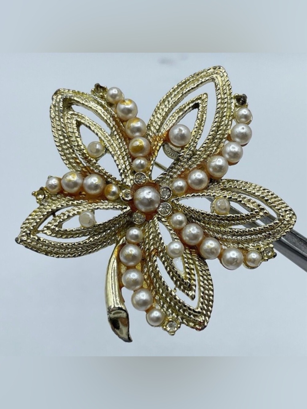 Vintage Gold Tone Faux Pear Rhinestone Flower Brooch Pin Statement Classic